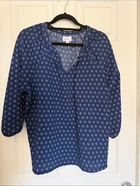 croft & barrow Tops - croft & barrow Navy Blue Printed V-Neck Tunic Top